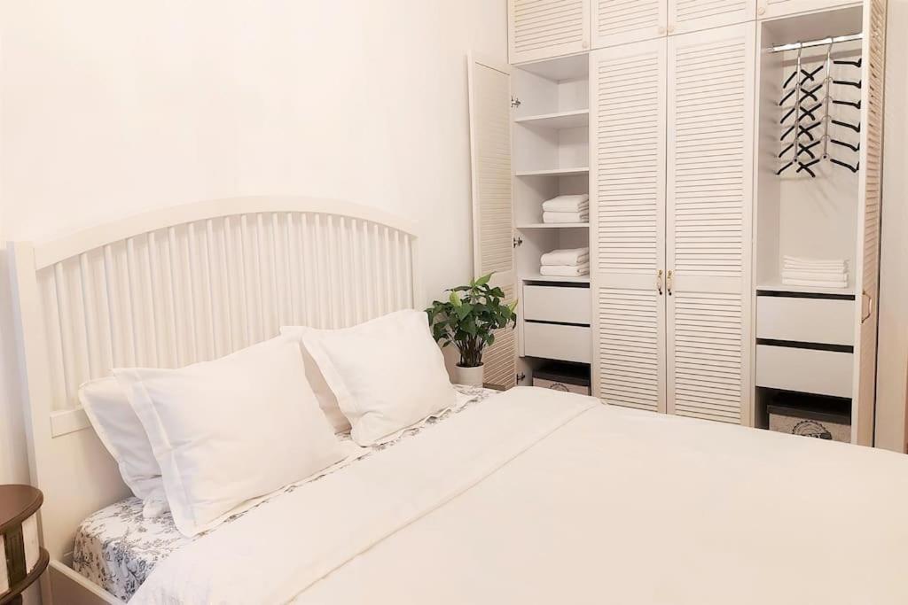 Cosy Boutique 61 Sqm Apartment - Private Parking - Ten Blocks Residence Bucareste Exterior foto