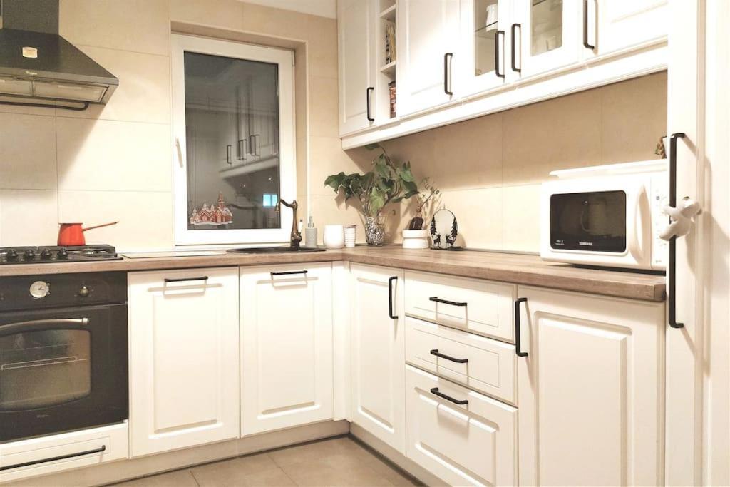 Cosy Boutique 61 Sqm Apartment - Private Parking - Ten Blocks Residence Bucareste Exterior foto